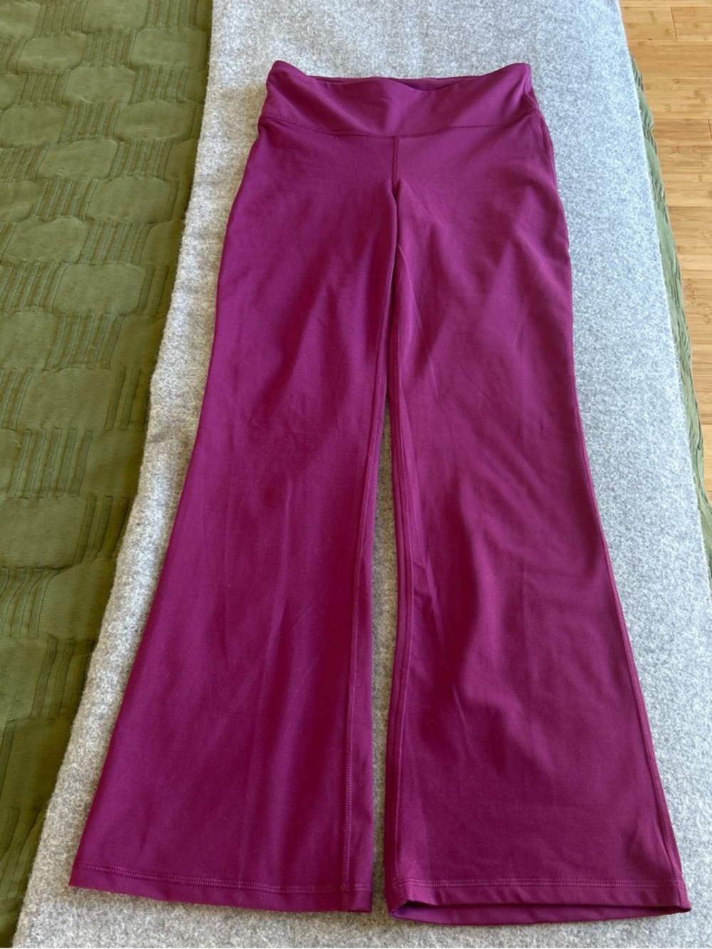 GapFit Sky High-Rise Power Flare Yoga Pants New